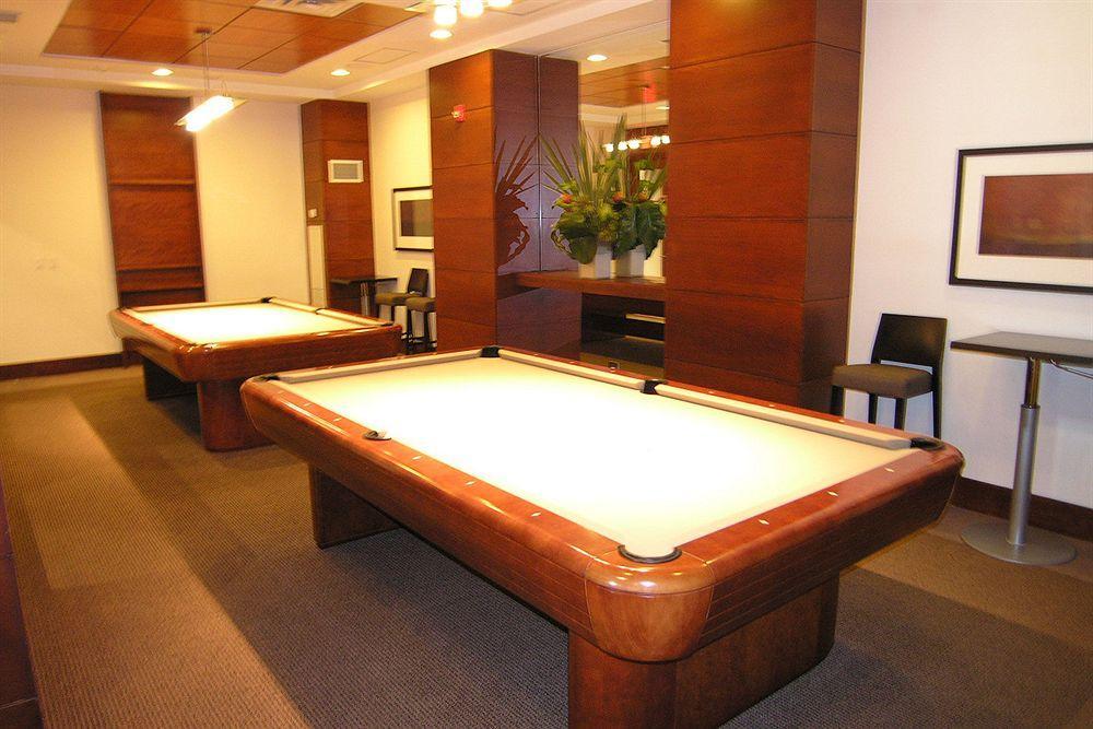 Downtown Mississauga Executive Suites Sq1 Exterior foto